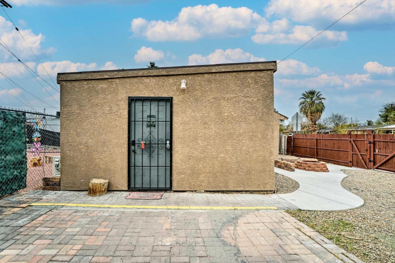 North Las Vegas Studio With Fire Pit 10 Mi To Strip Dış mekan fotoğraf